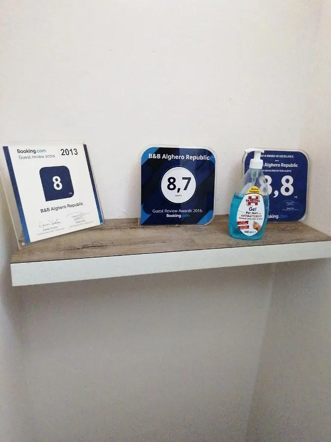 Oda ve Kahvaltı B&B Alghero Republic